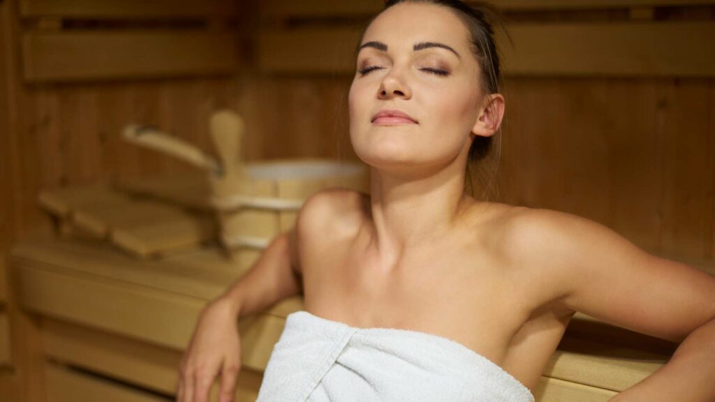 Bienfaits du sauna : 7 raisons d&rsquo;en profiter pour le bien-&ecirc;tre et la sant&eacute;