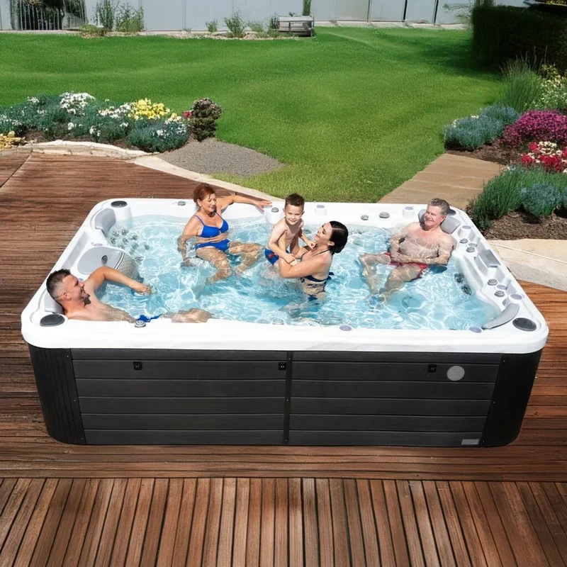olympus-life-07-Wellis_olympus_peaklife_hot_tub_lifestyle8-1024x1024.jpg.webp