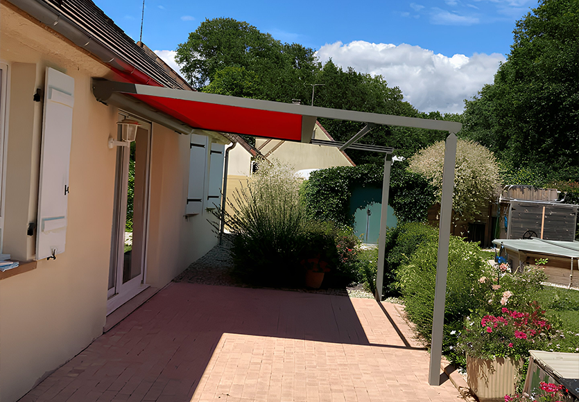 Pergola OMBRALU robuste et r&eacute;sistante aux intemp&eacute;ries
